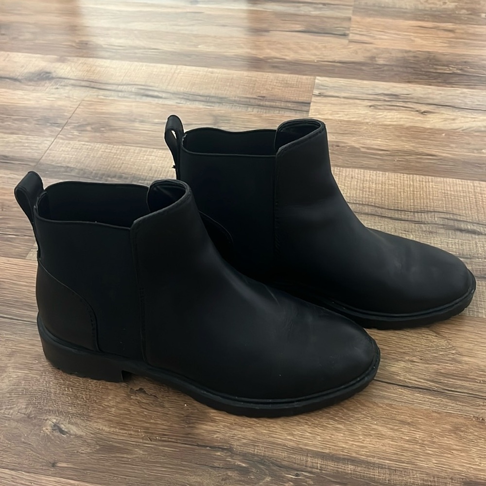 Steve Madden Black Booties